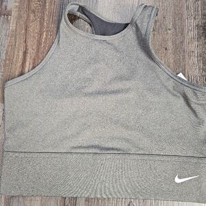 Nike cropped tank/sports bra
